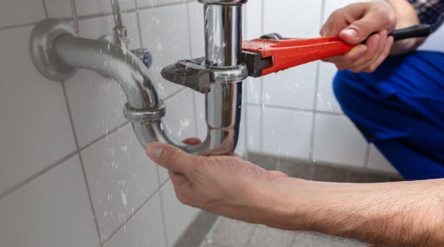Expert burst pipe repair services in Dorado, PR
